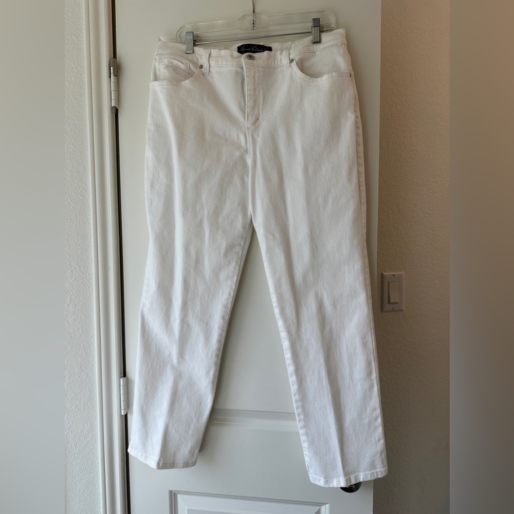 White “Amanda” style jeans